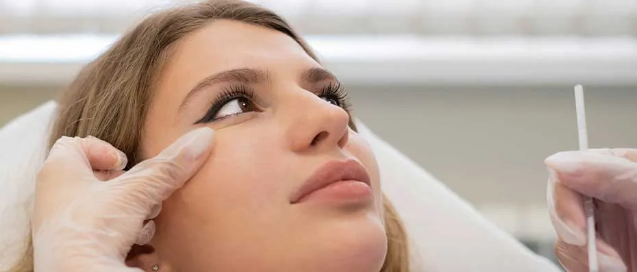 Göz Kapağı Estetiği Ameliyatı Ne Kadar Sürer, İyileşme Süreci Nasıl Geçer?